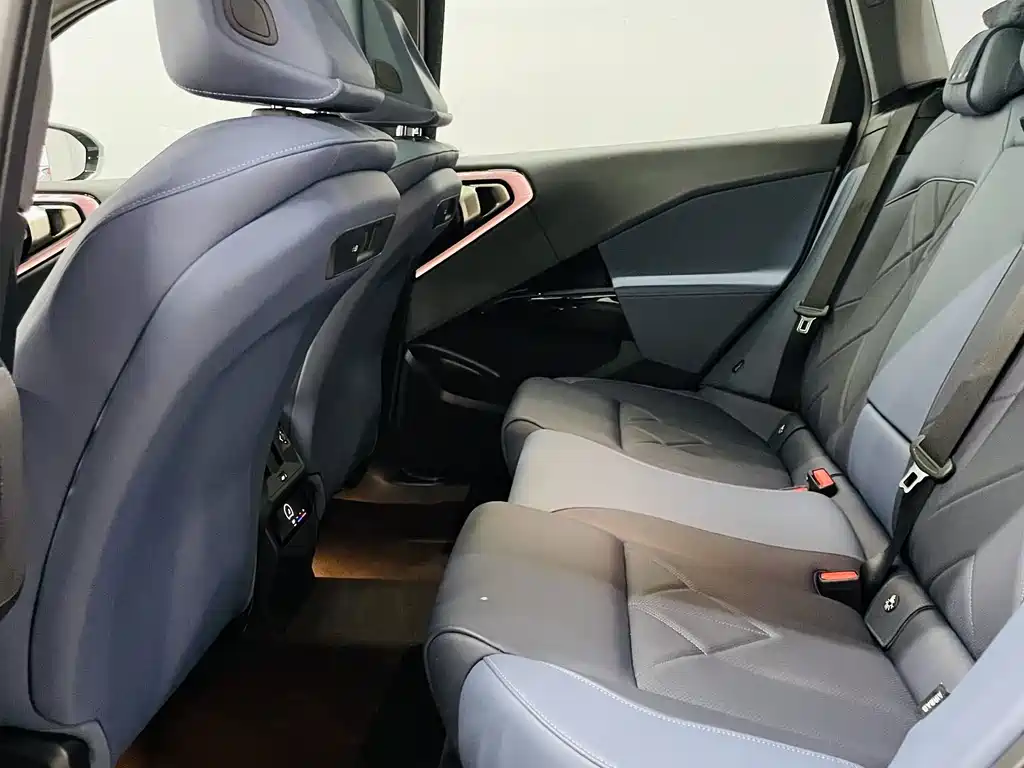BMW X3 2025 — фото 10