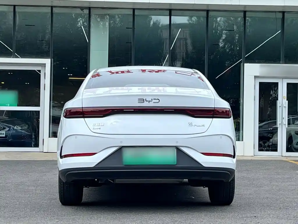 BYD Qin PLUS 2025 — фото 15