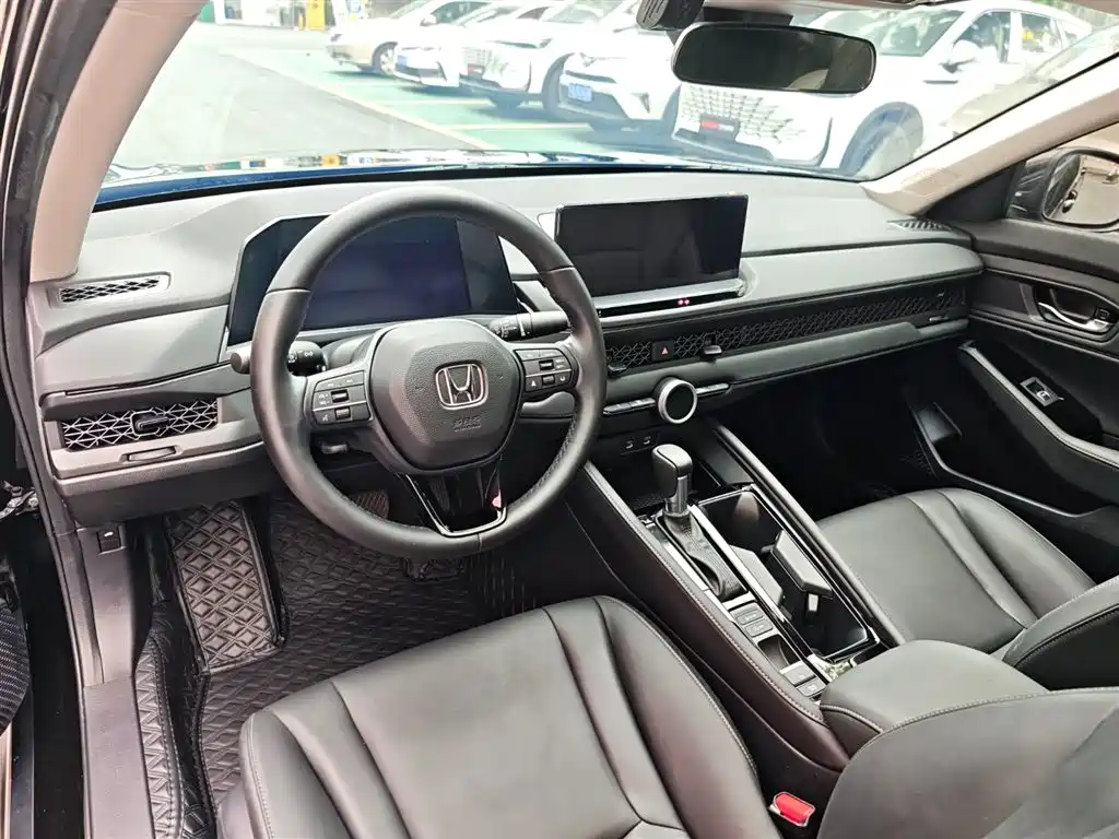 Honda Accord 2024 — фото 12