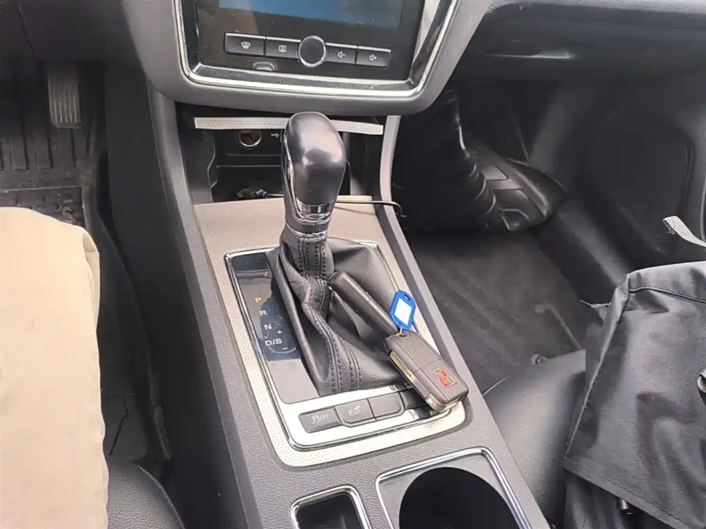 Roewe i6 Classic 2019 — фото 14