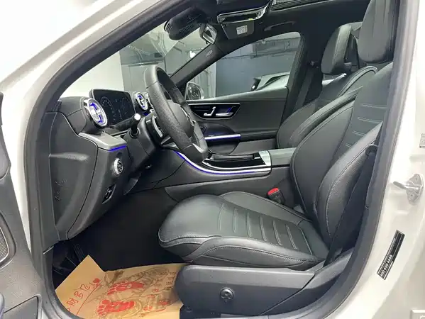 Mercedes-Benz C-Class 2022