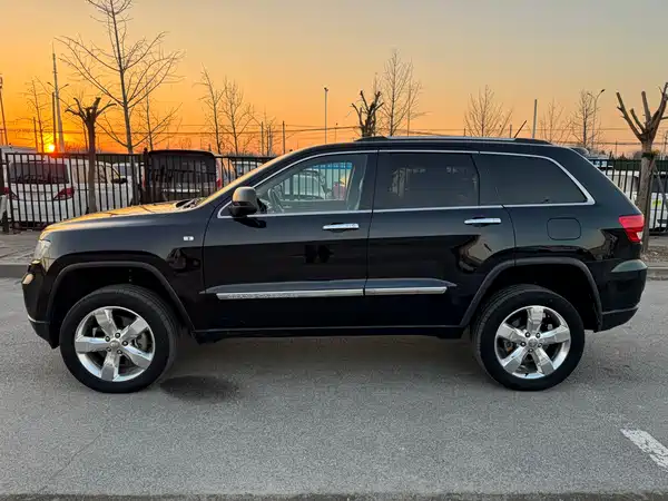 Jeep Grand Cherokee 2013