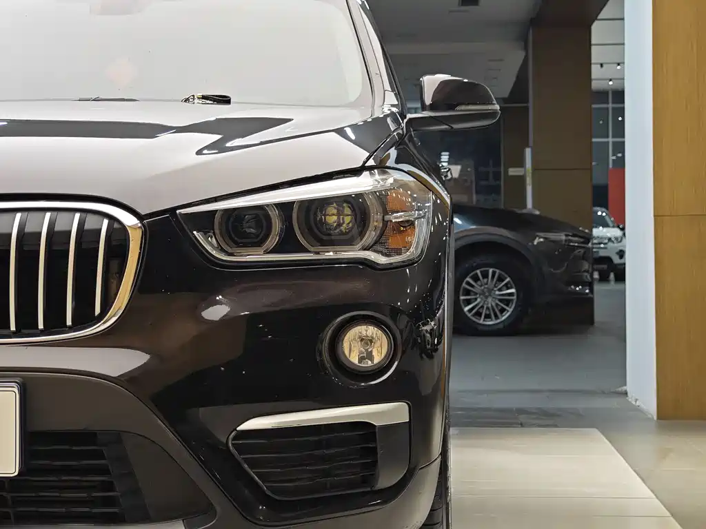 BMW X1 2018 — фото 2
