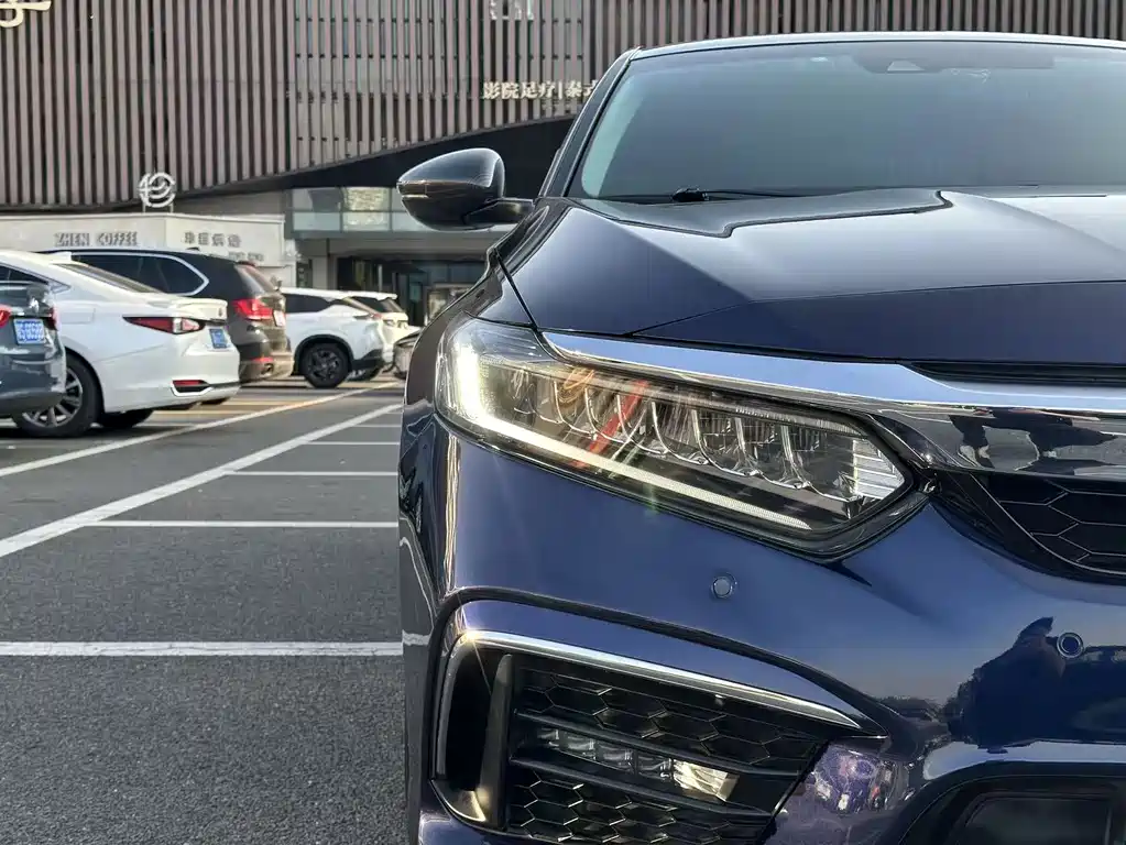 Honda Inspire 2019 — фото 18