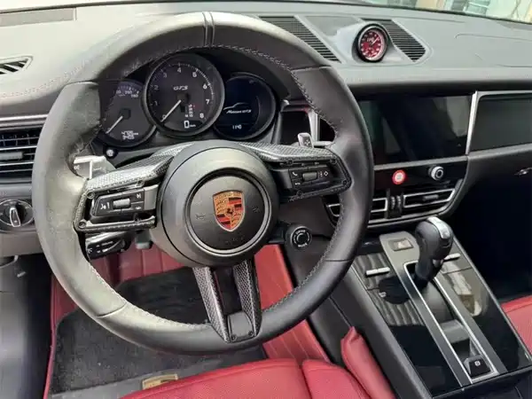Porsche Macan 2022
