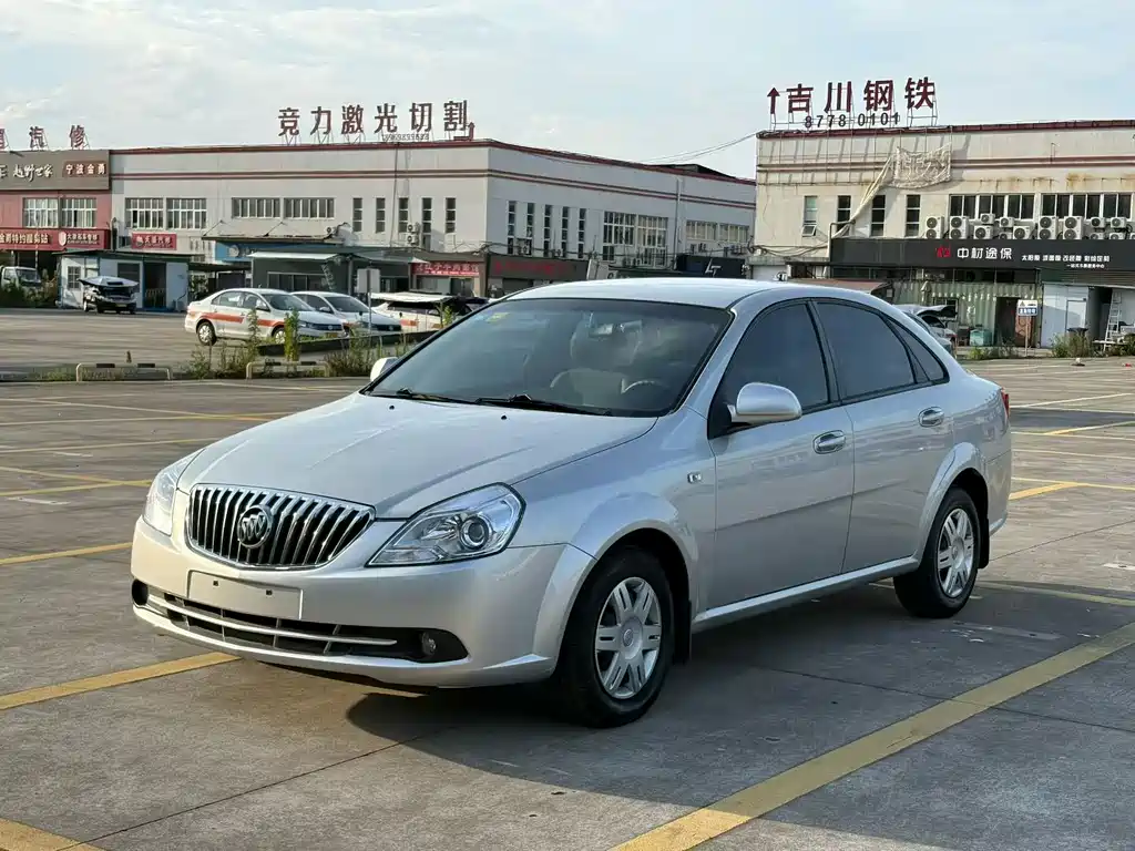 Buick Excelle 2013