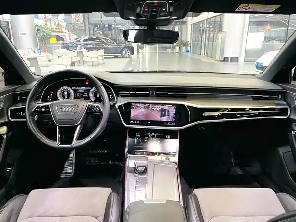 Audi A6L 2023