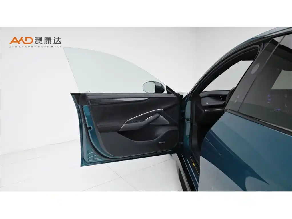 Xiaomi SU7 Ultra 2025 — фото 10
