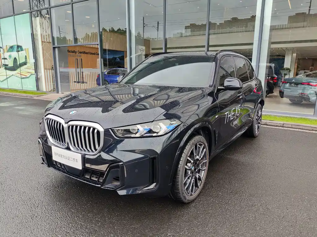 BMW X5 2025 — фото 1