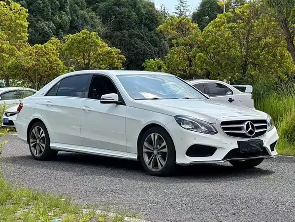Mercedes-Benz E-Class 2015