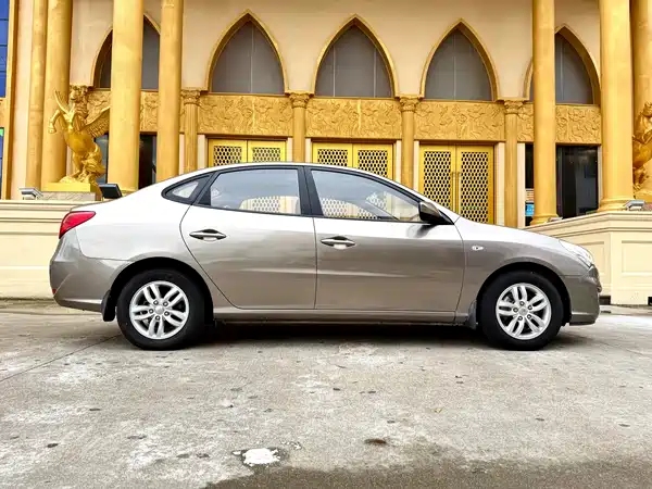 Hyundai Yuedong 2014