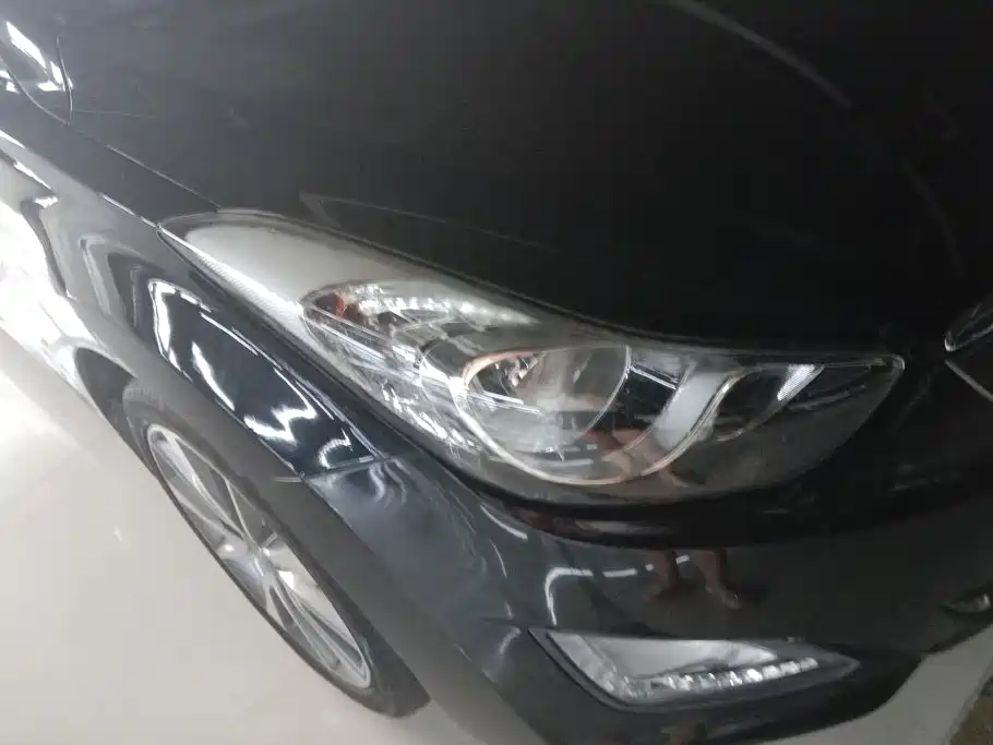 Hyundai Elantra 2015
