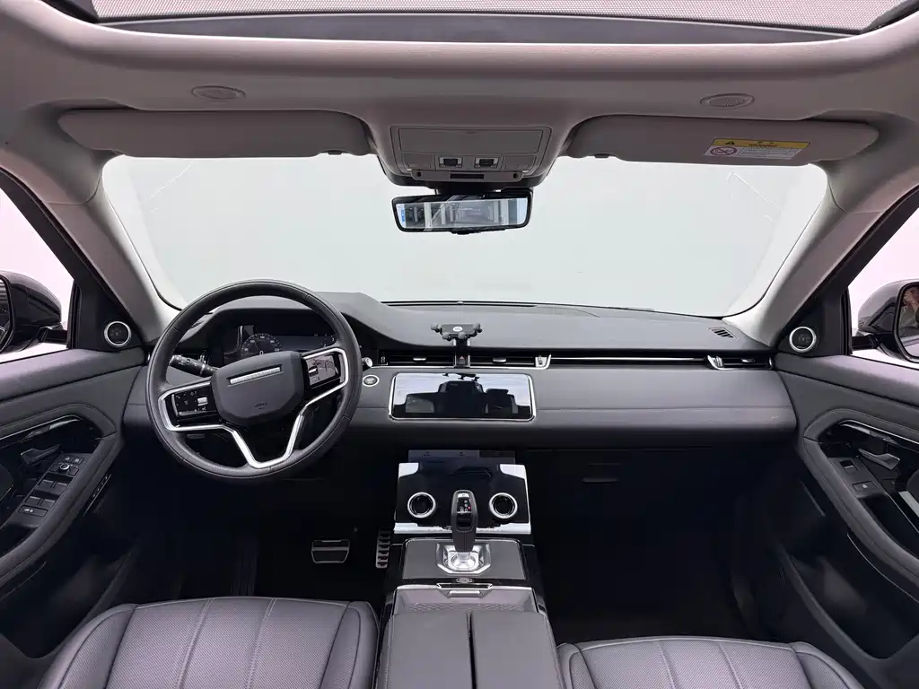 Land Rover Evoque 2023 — фото 12