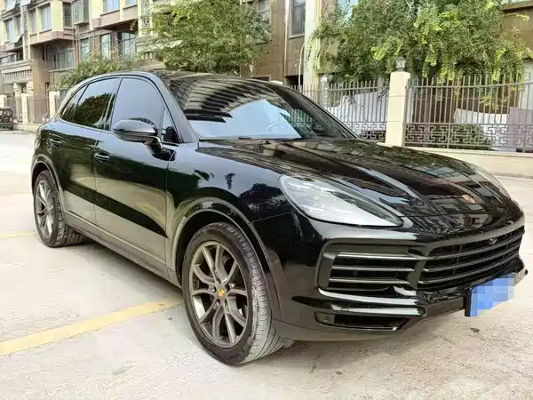 Porsche Cayenne 2023