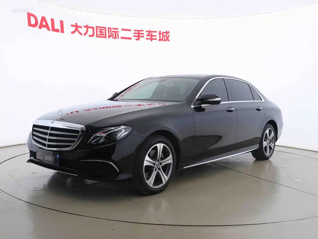 Mercedes-Benz E-Class 2019 — фото 1