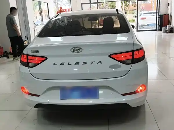 Hyundai Yuedong 2018