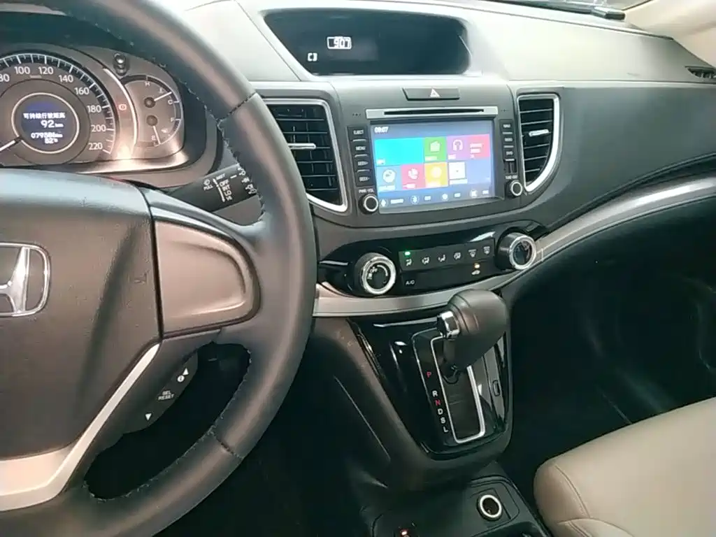 Honda CR-V 2015 — фото 13