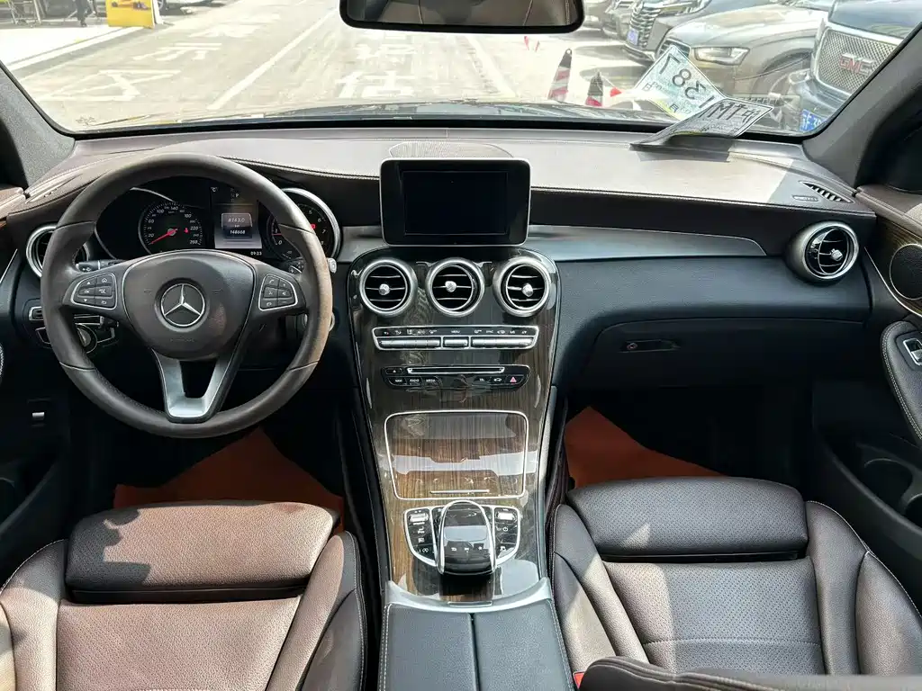 Mercedes-Benz GLC 2018