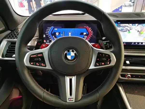 BMW X5 M 2025