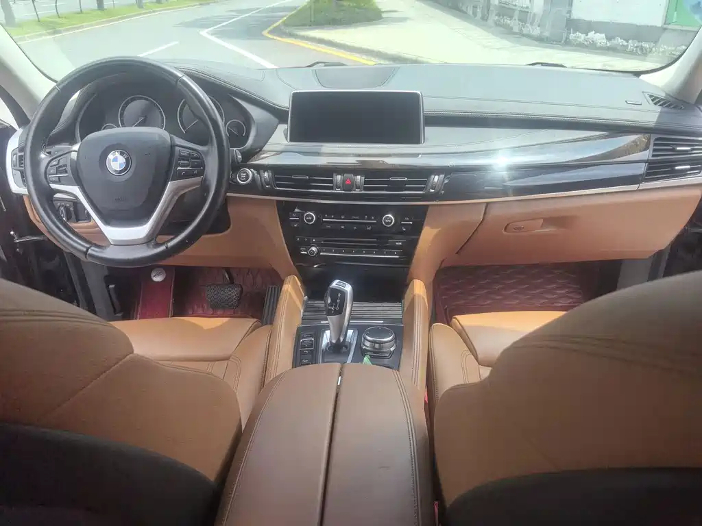 BMW X6 2017 — фото 14