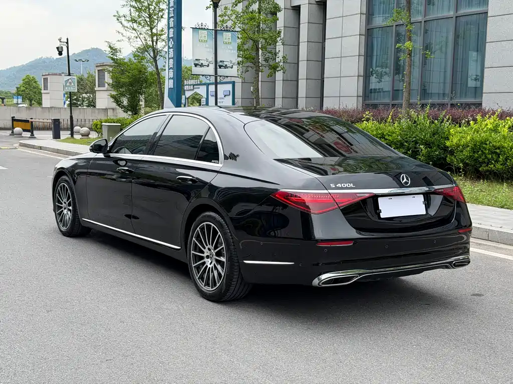 Mercedes-Benz S-Class 2025 — фото 5