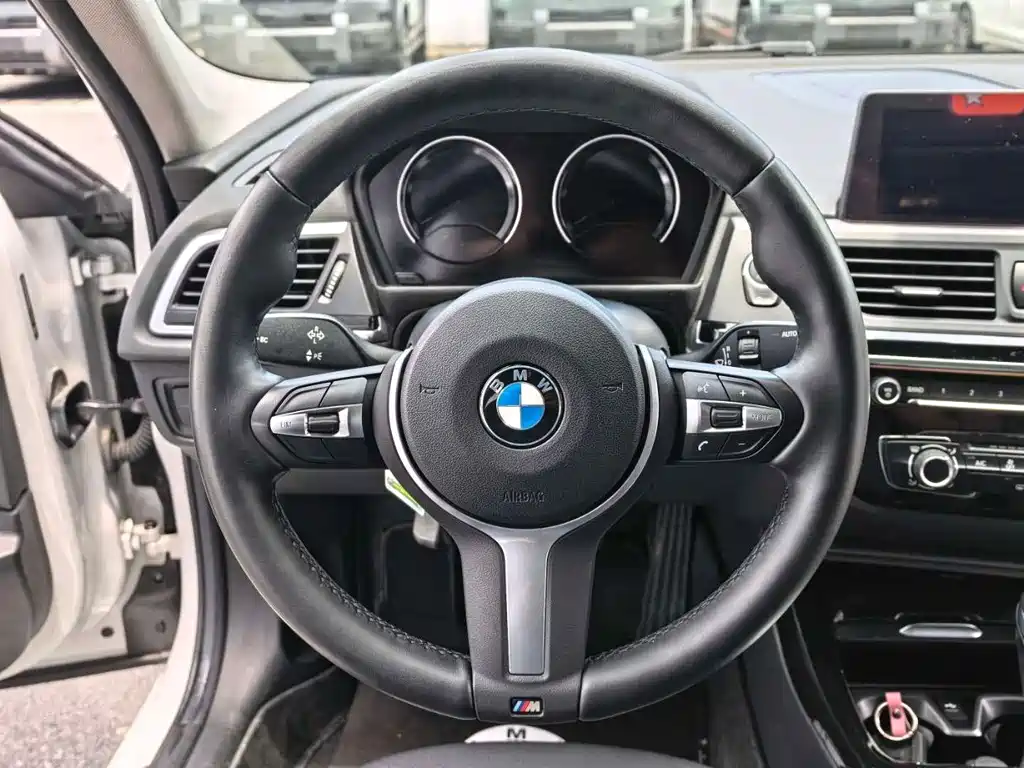 BMW 1 Series 2019