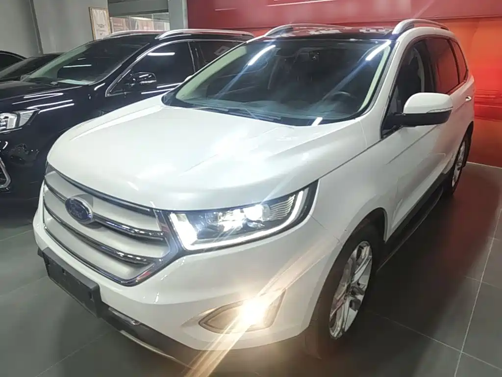 Ford Edge 2018 — фото 2