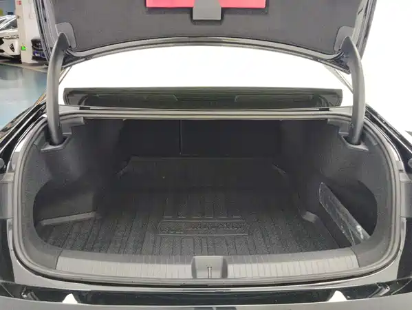 Volkswagen Magotan 2025