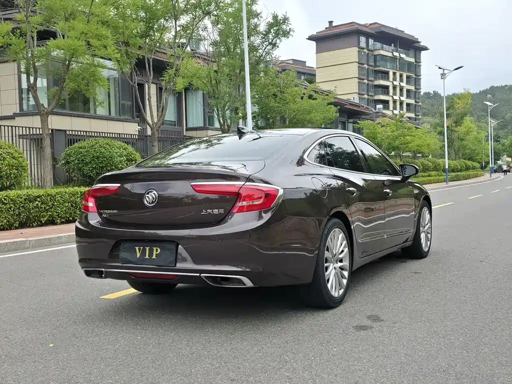 Buick LaCrosse 2017 — фото 6