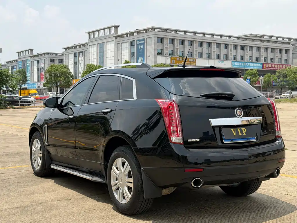 Cadillac SRX 2015 — фото 6