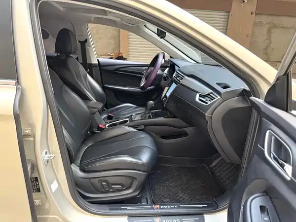 Roewe i5 2018