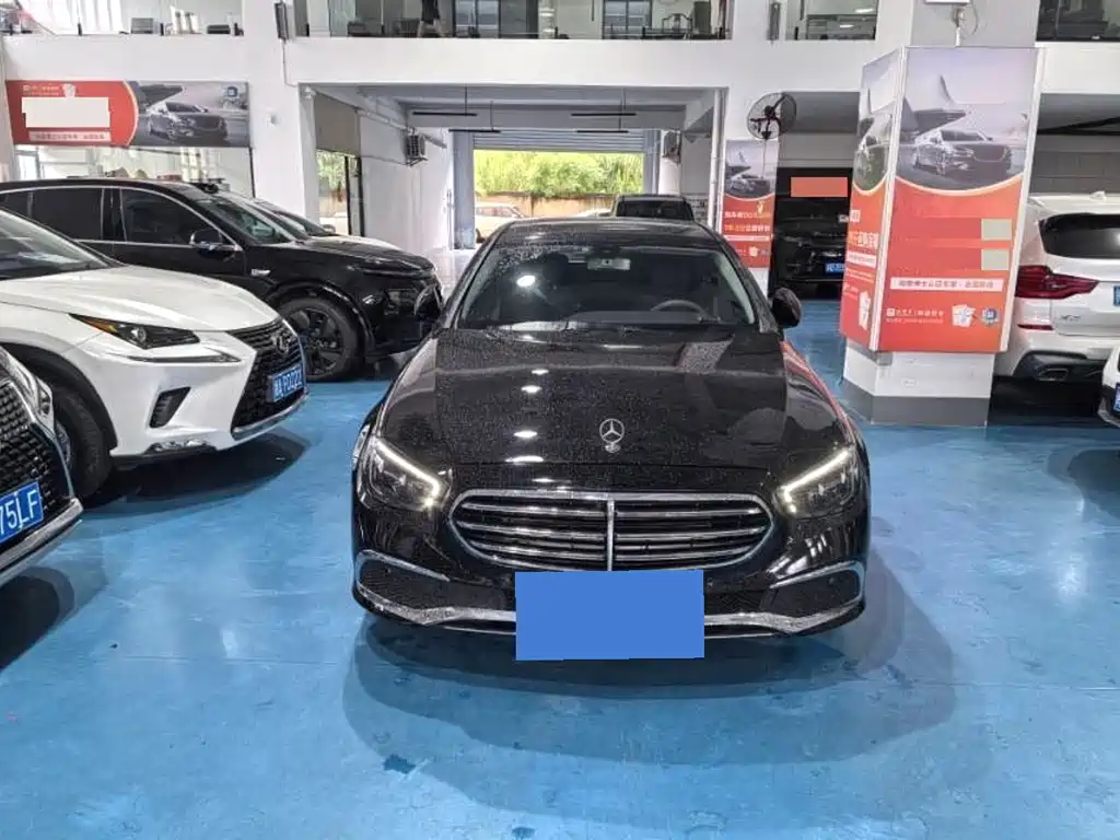 Mercedes-Benz E-Class 2018 — фото 9