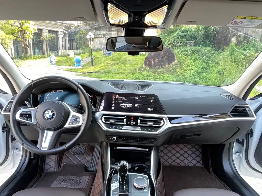 BMW 3 Series 2022