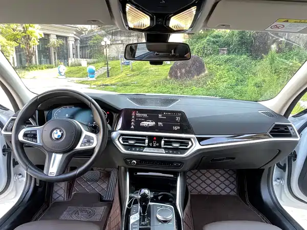 BMW 3 Series 2022