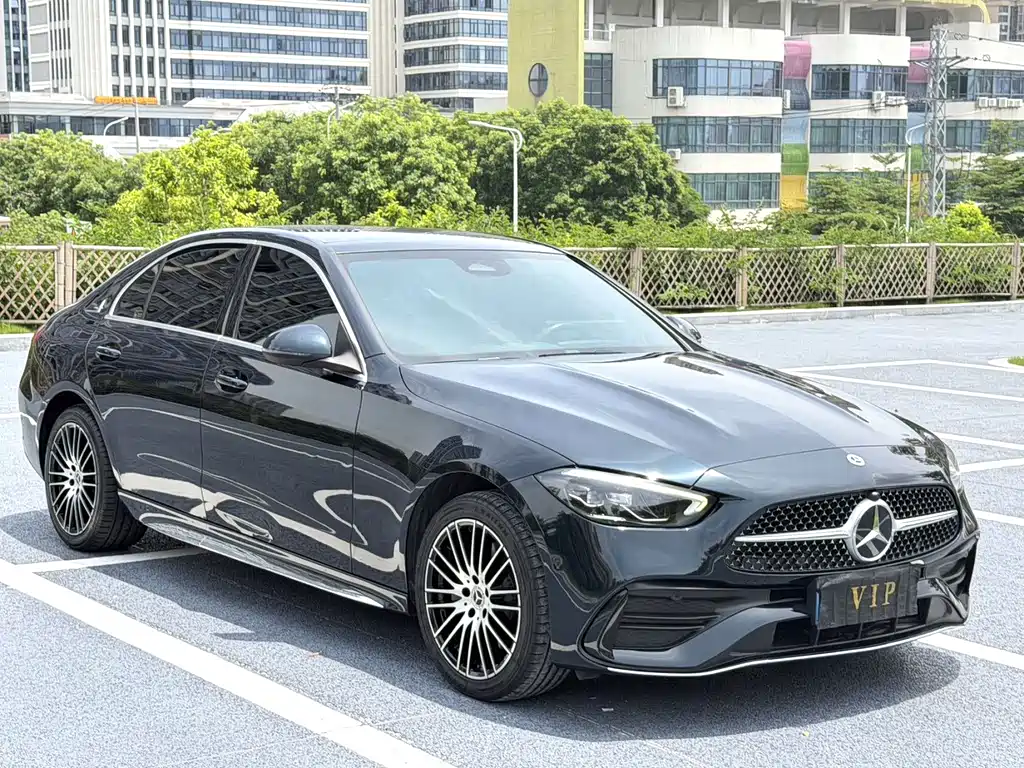 Mercedes-Benz C-Class 2022