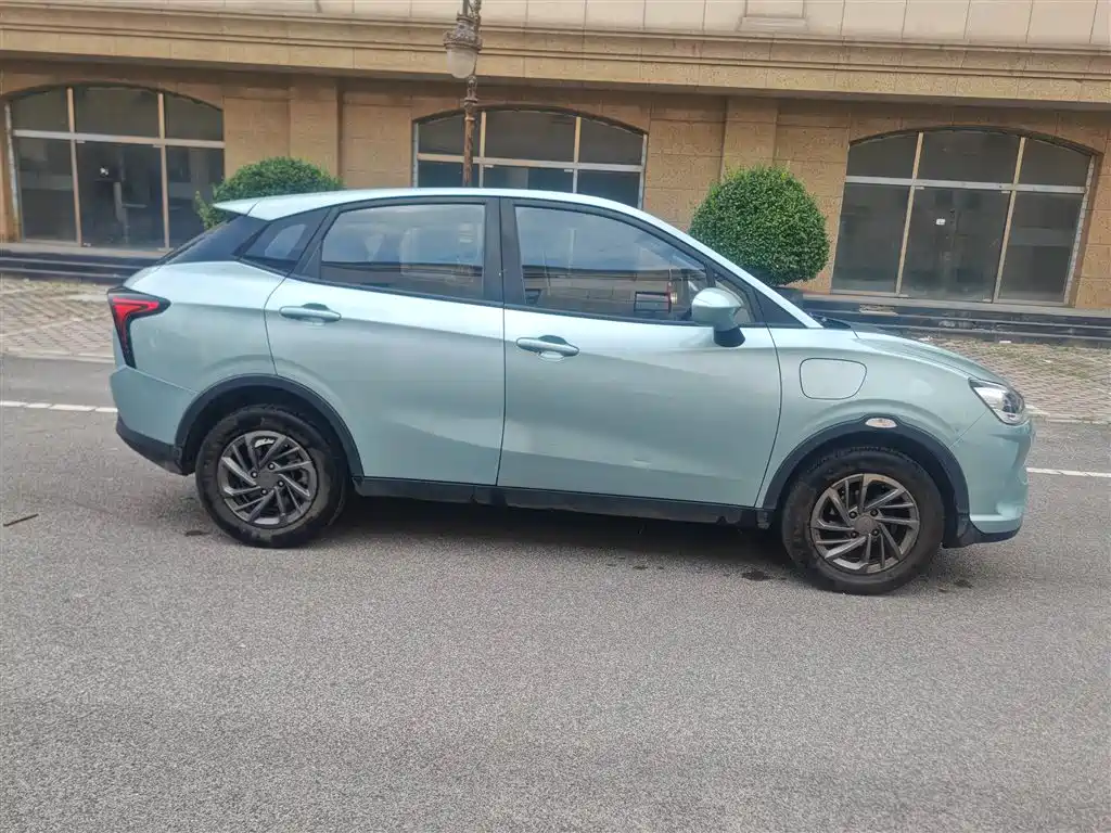 Neta V 2021