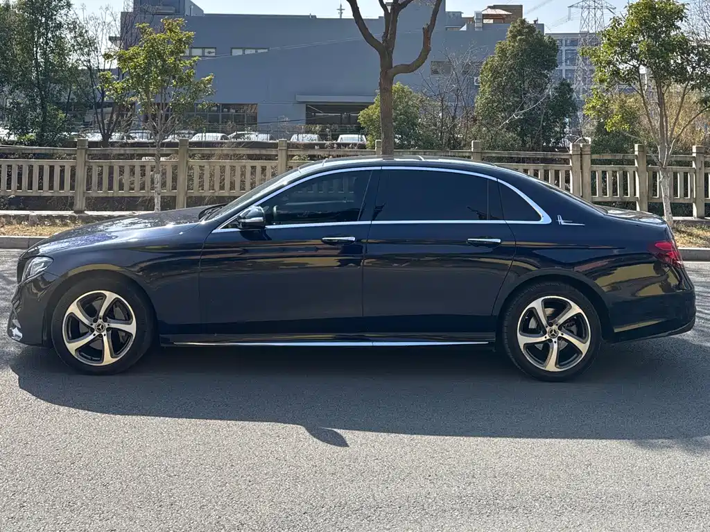 Mercedes-Benz E-Class 2018 — фото 3