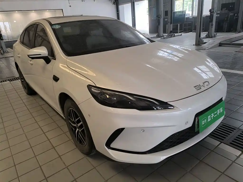 BYD Seal 05 DM-i 2025 — фото 4