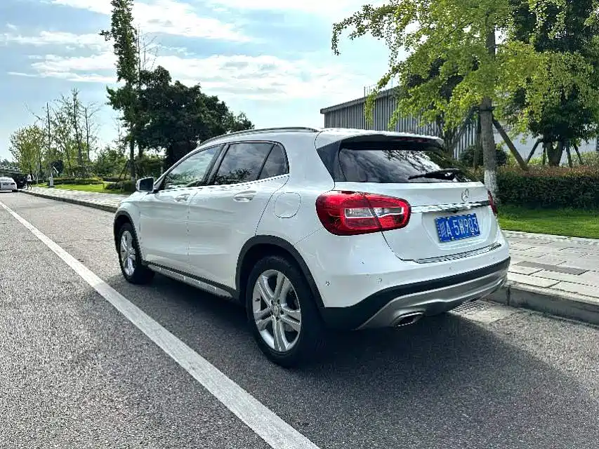 Mercedes-Benz GLA 2016 — фото 7