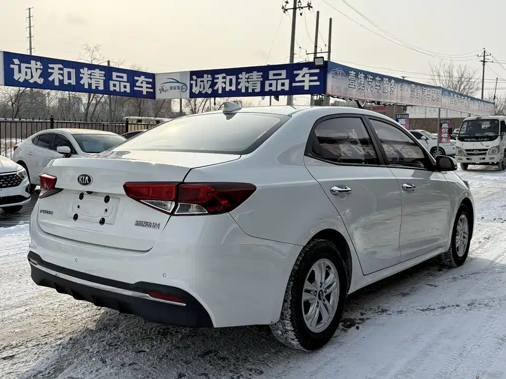 Kia Forte 2019 — фото 9