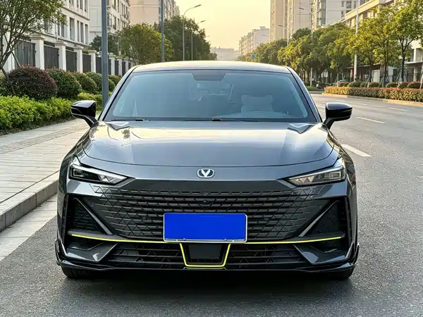 Changan UNI-V 2022