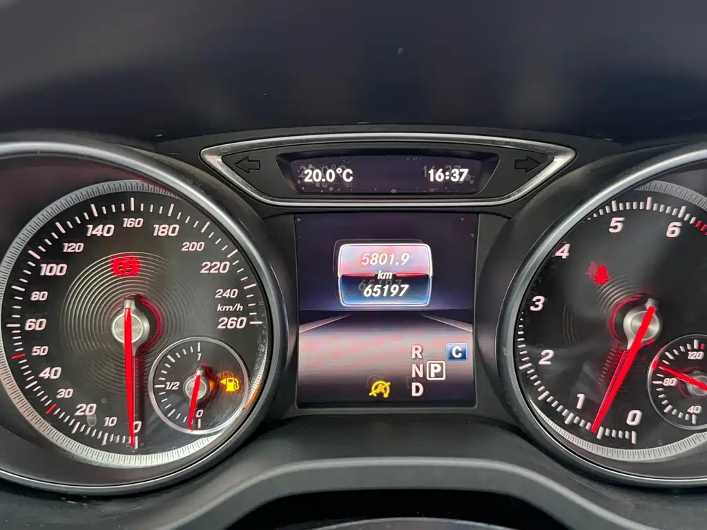 Mercedes-Benz CLA 2018 — фото 13