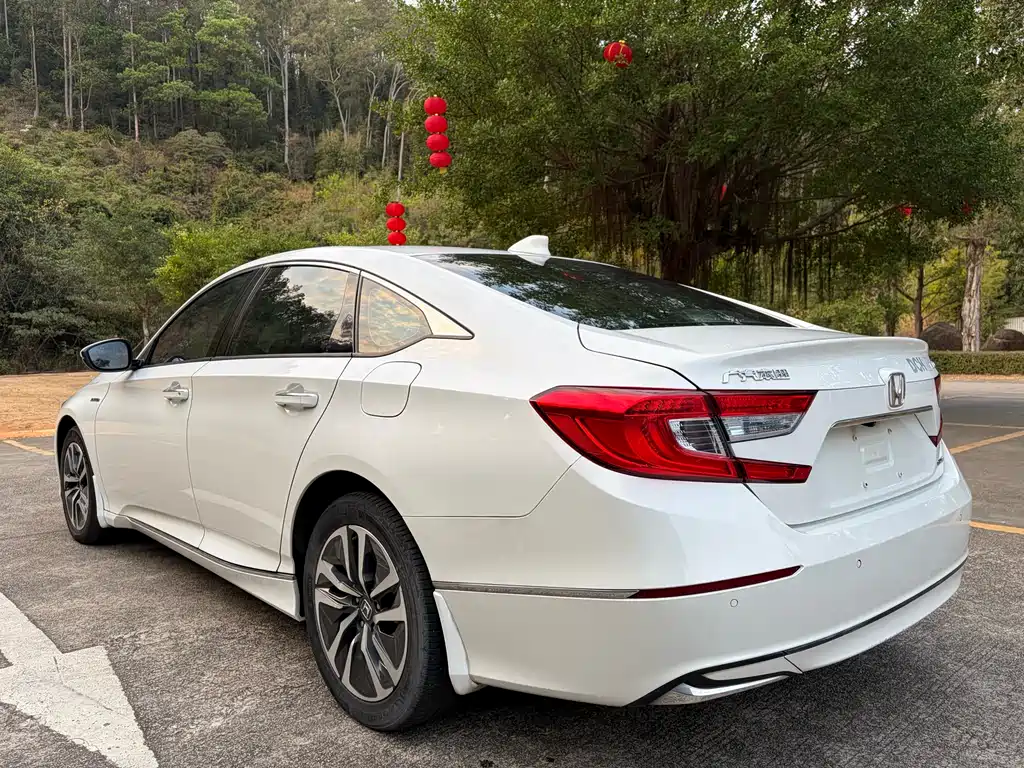 Honda Accord 2021 — фото 10