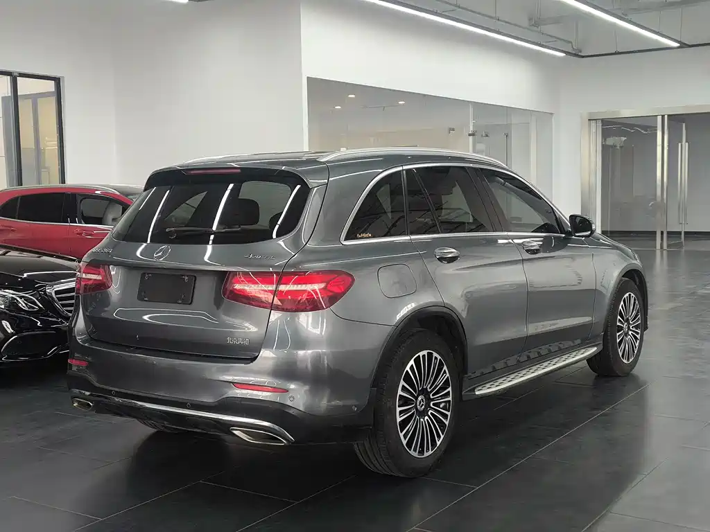 Mercedes-Benz GLC 2018 — фото 4