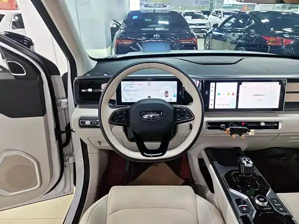 Geely ICON 2023