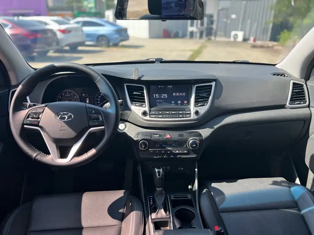 Hyundai Tucson 2017 — фото 7