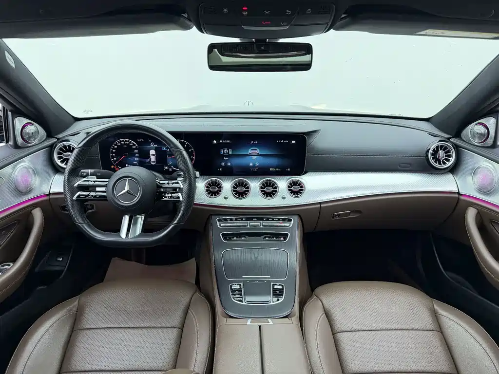 Mercedes-Benz E-Class 2022 — фото 9