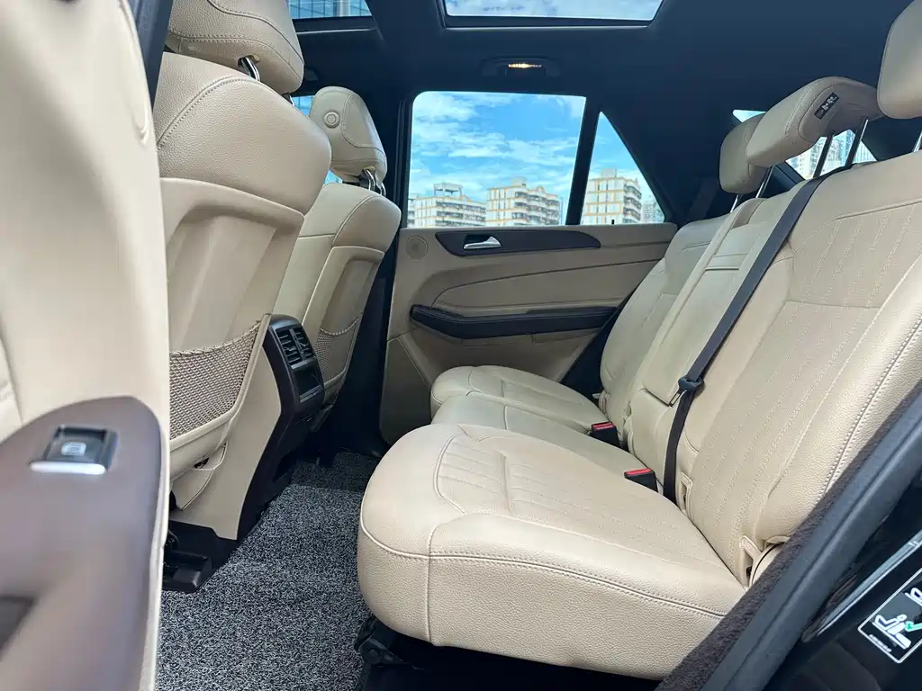 Mercedes-Benz GLE 2018 — фото 11
