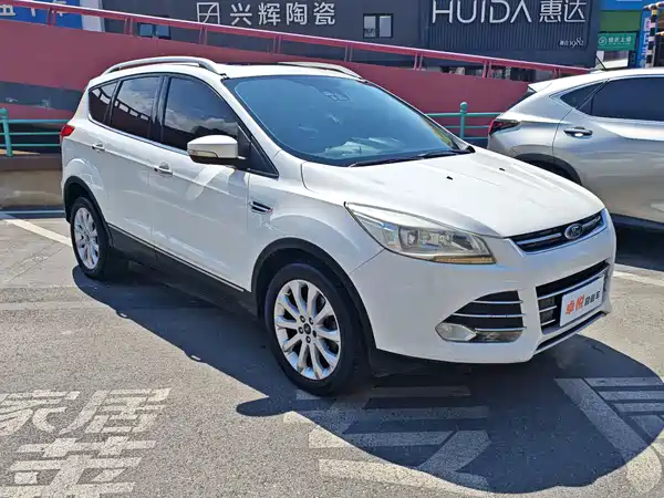 Ford Kuga 2013