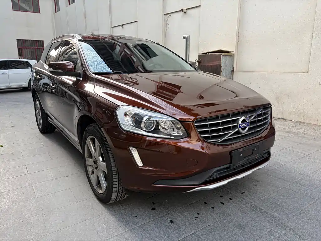 Volvo XC60 2014 — фото 3